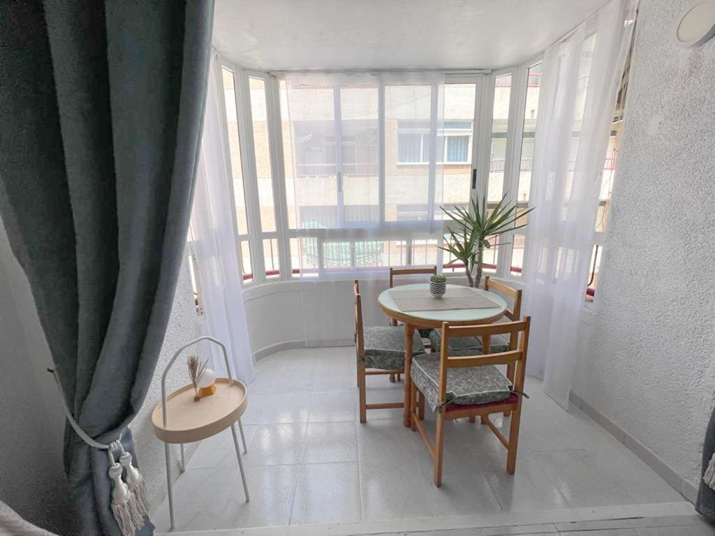Studio Flat 150M Away From Beach Torrevieja Eksteriør bilde